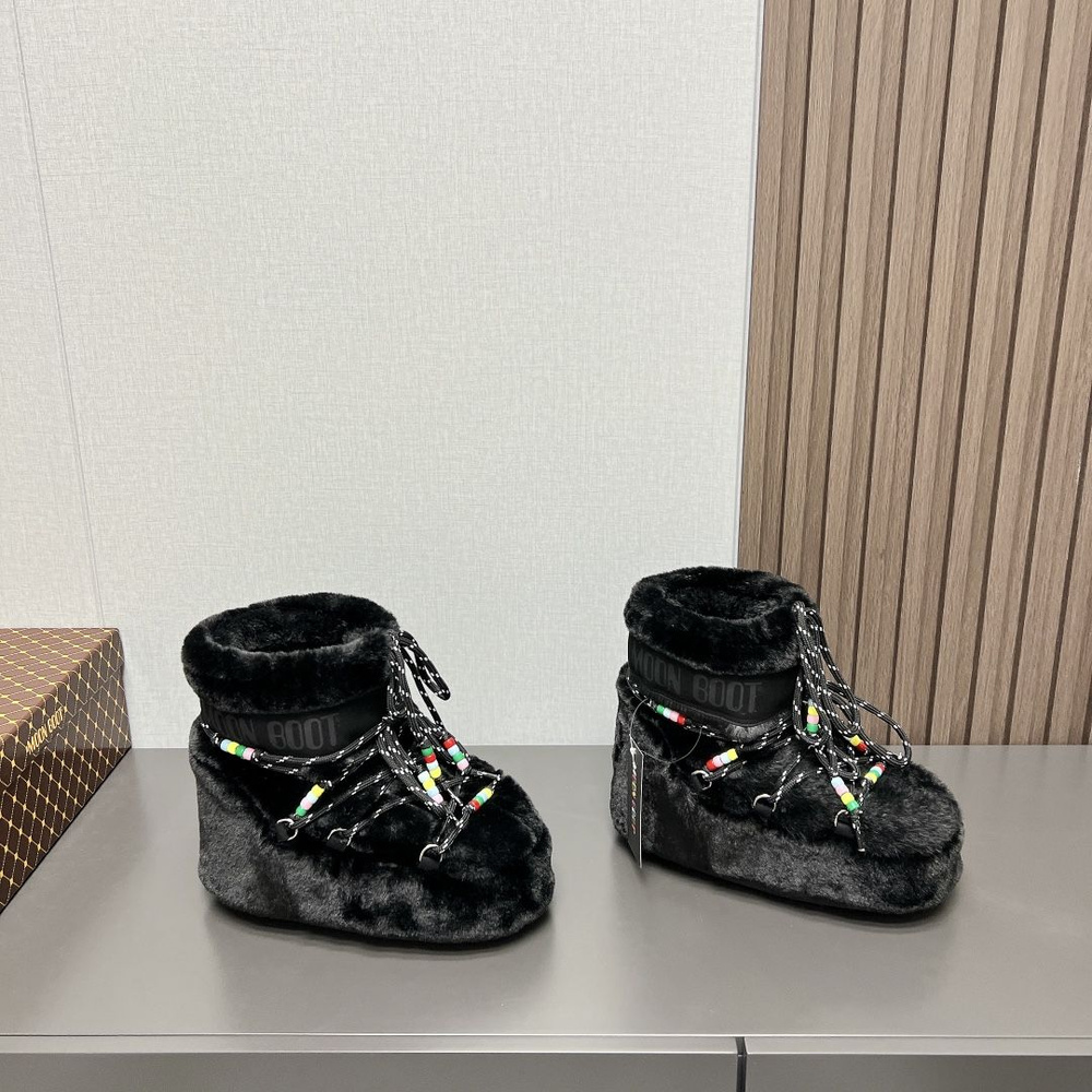 Ботинки Moon Boot #1