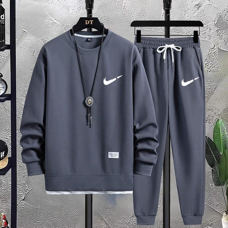 Костюм спортивный Nike #1