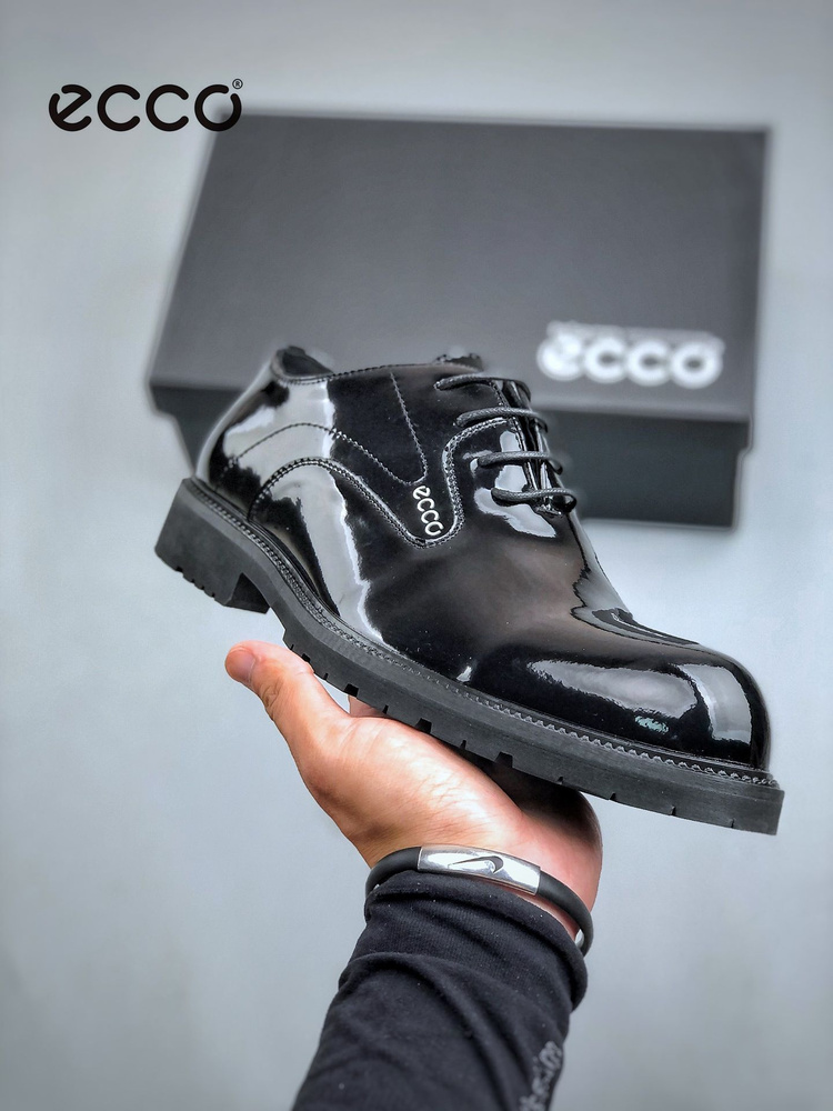 Кроссовки ECCO URBAN HIKER #1