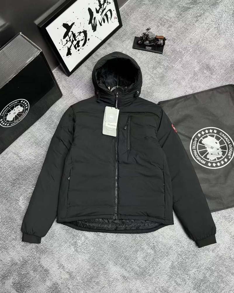 Пуховик CANADA GOOSE #1