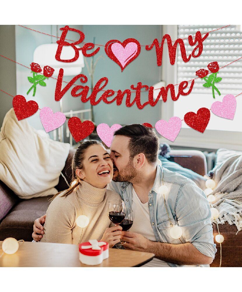Растяжка-гирлянда бумажная "Be My Valentine" на 14 февраля (20914) #1