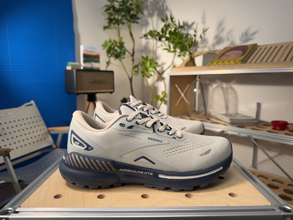 Кроссовки Brooks #1