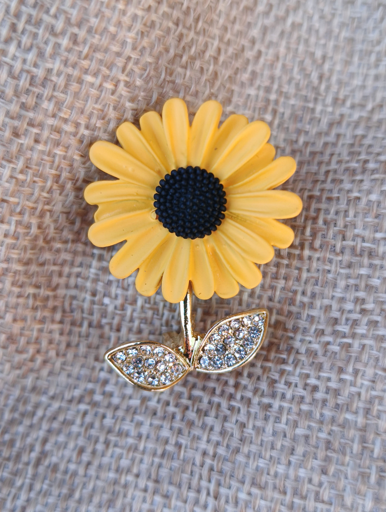 Женская брошь подсолнух #1