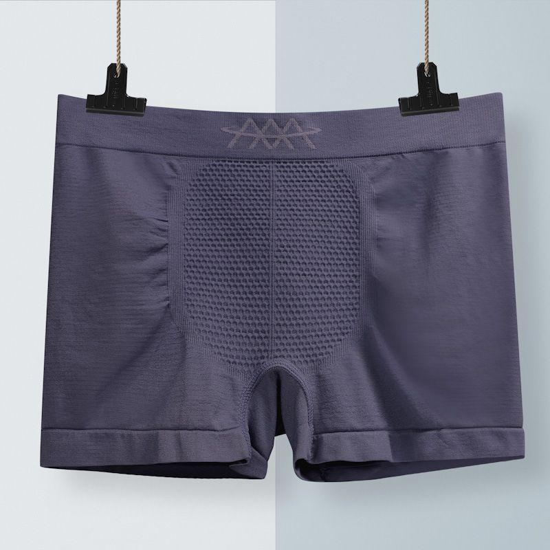 Бесшовная конструкция мужских трусов