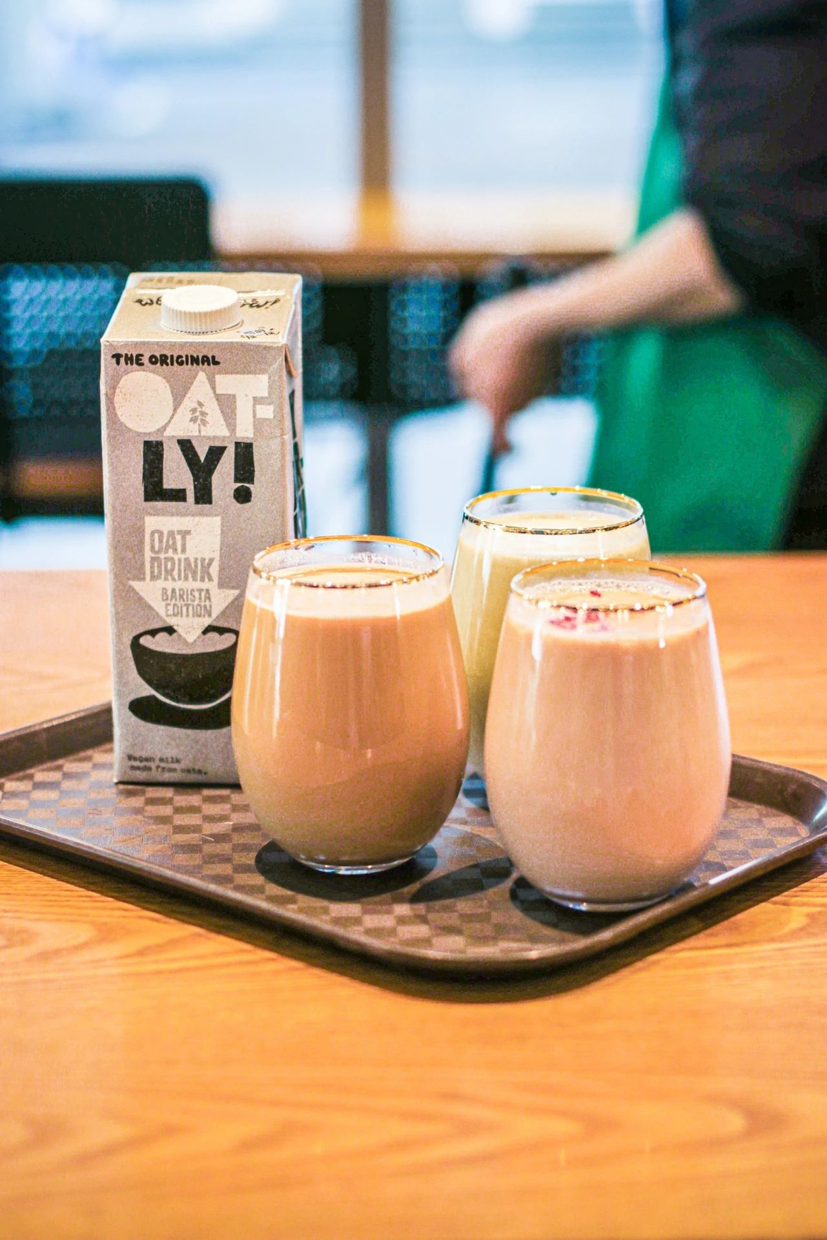 Овсяное молоко OATLY BARISTA 6L купить на OZON по низкой цене (1760972902)