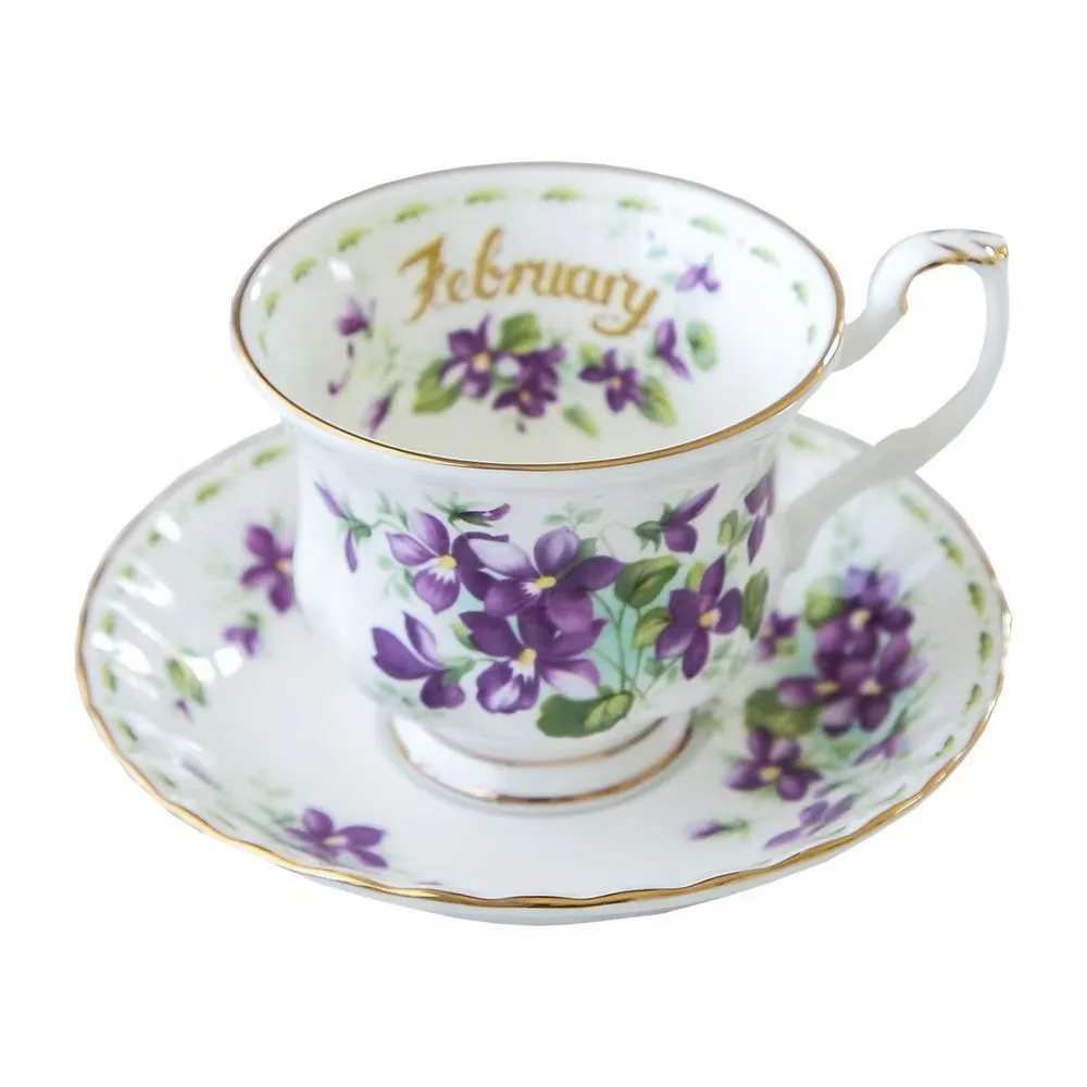 Чайная пара Royal Albert. Серия "Цветок месяца". Англия. Костяной фарфор. Клеймо 70-е гг. Сузуран в мае, вариант
