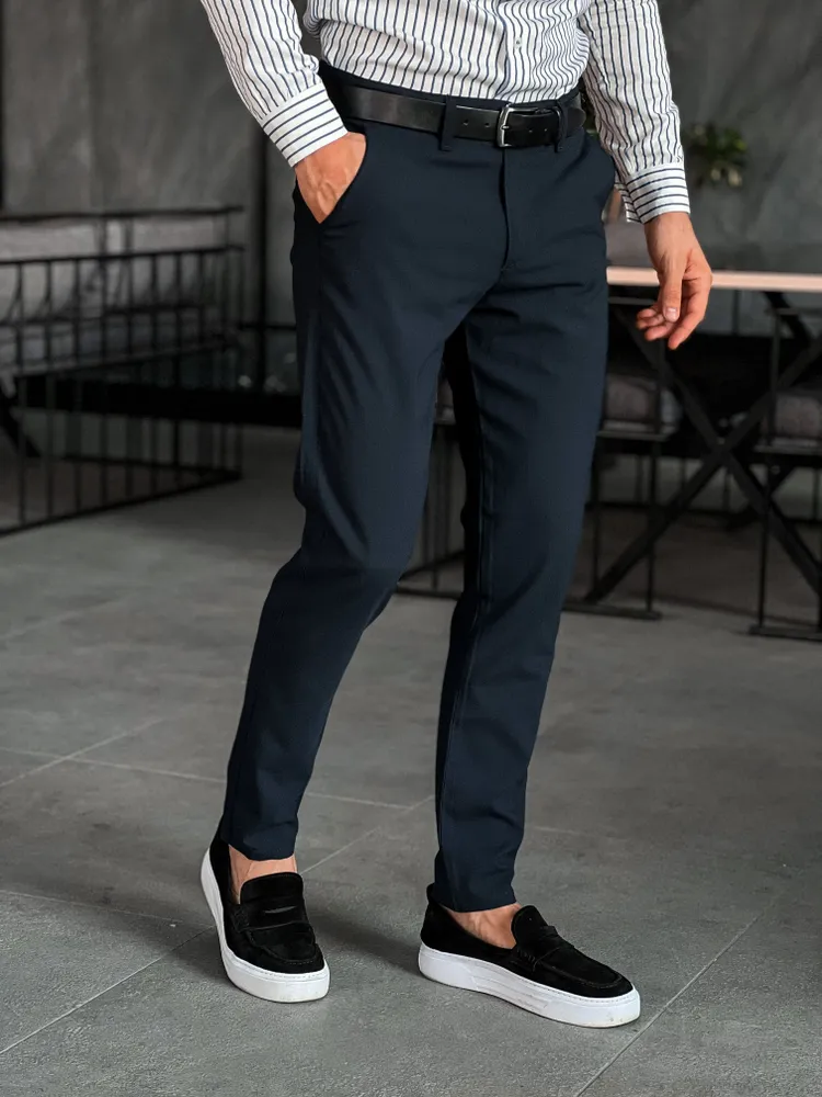 Брюки чинос