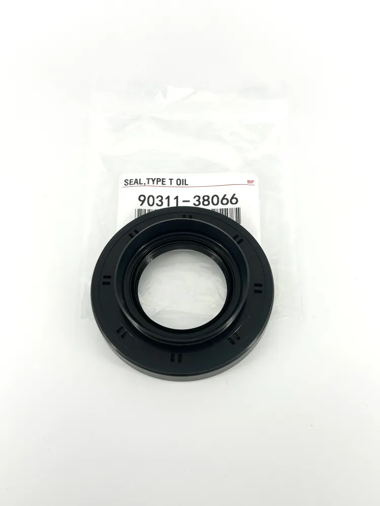 Сальник редуктора передний Toyota 90311-38066, вариант