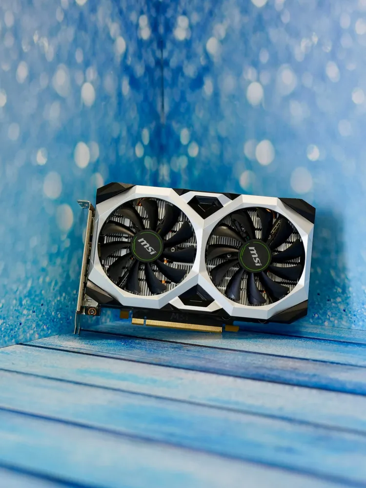 MSI Видеокарта GeForce GTX 1660 SUPER 6 ГБ (GeForce GTX 1660 SUPER VENTUS XS OC)