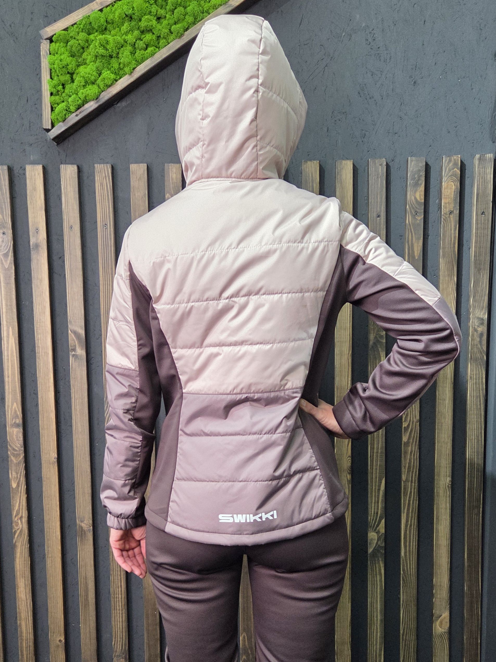 Куртка спортивная SWIKKI