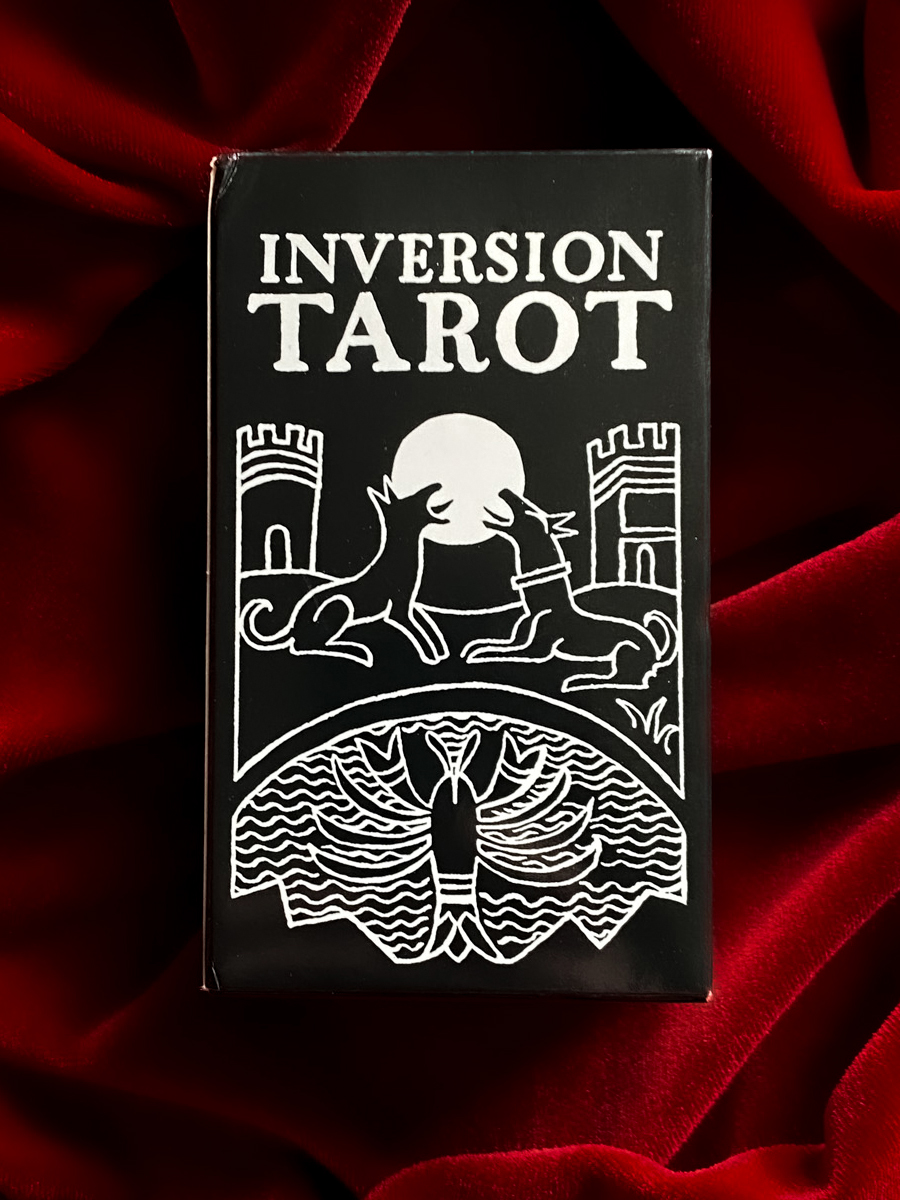 Inversion Tarot Таро Монохром (Inversion Tarot) с инструкцией PDF купить на OZON по ...