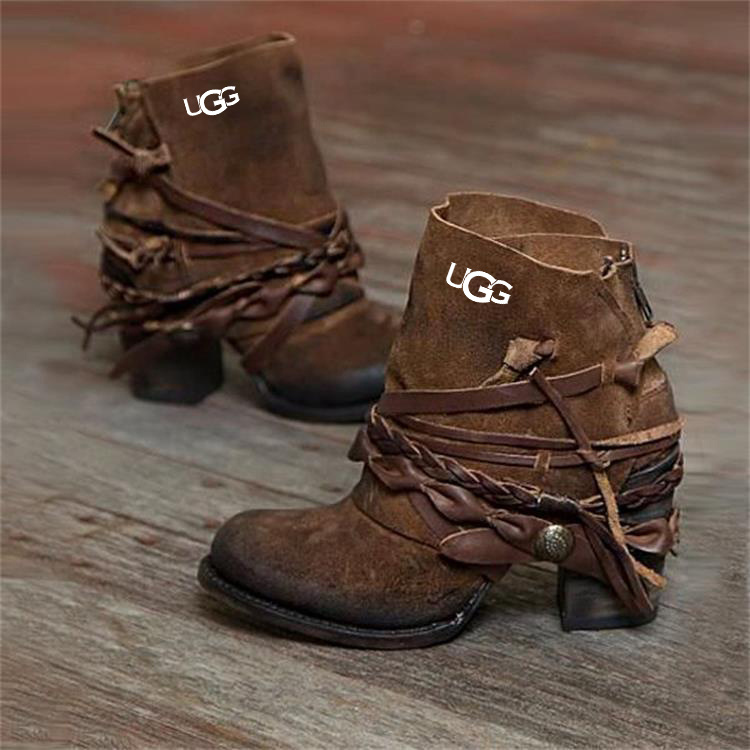 Ботинки UGG #1