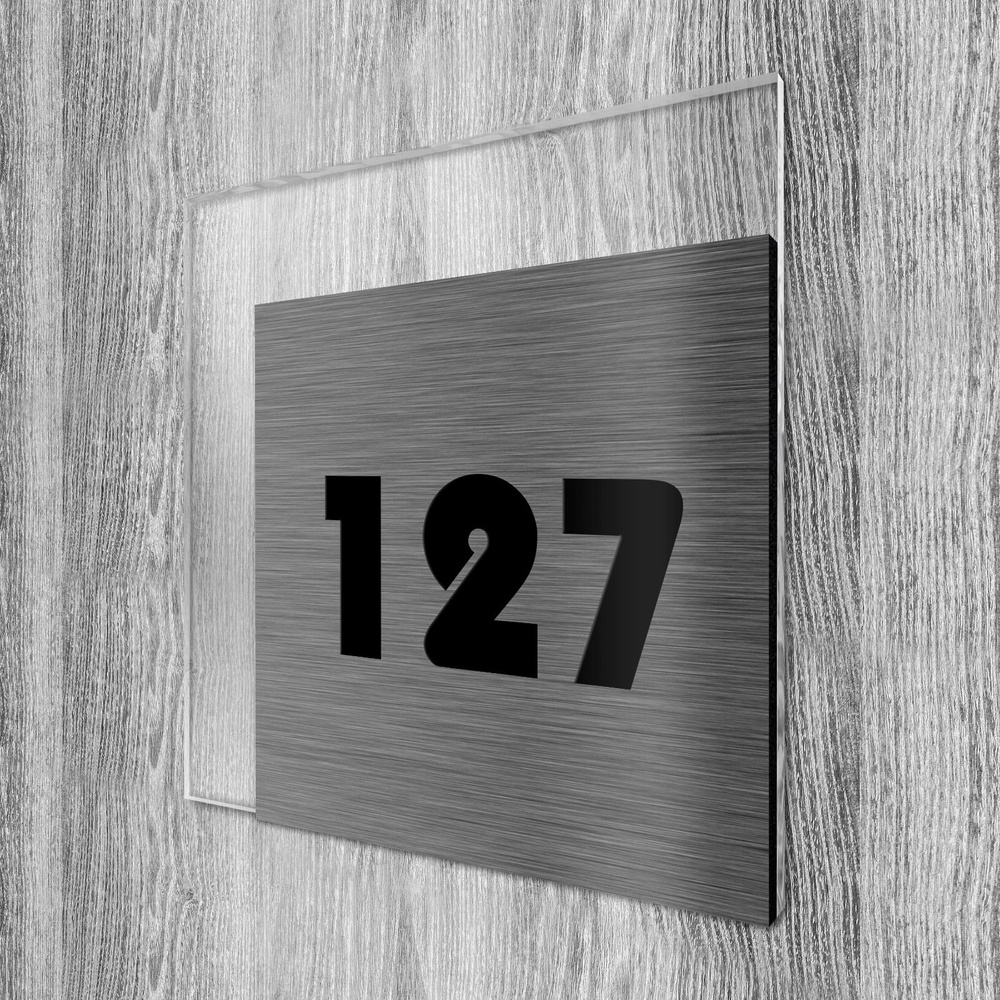 Цифры на дверь квартиры, табличка самоклеящаяся, 12х12см, царапанное серебро  #1