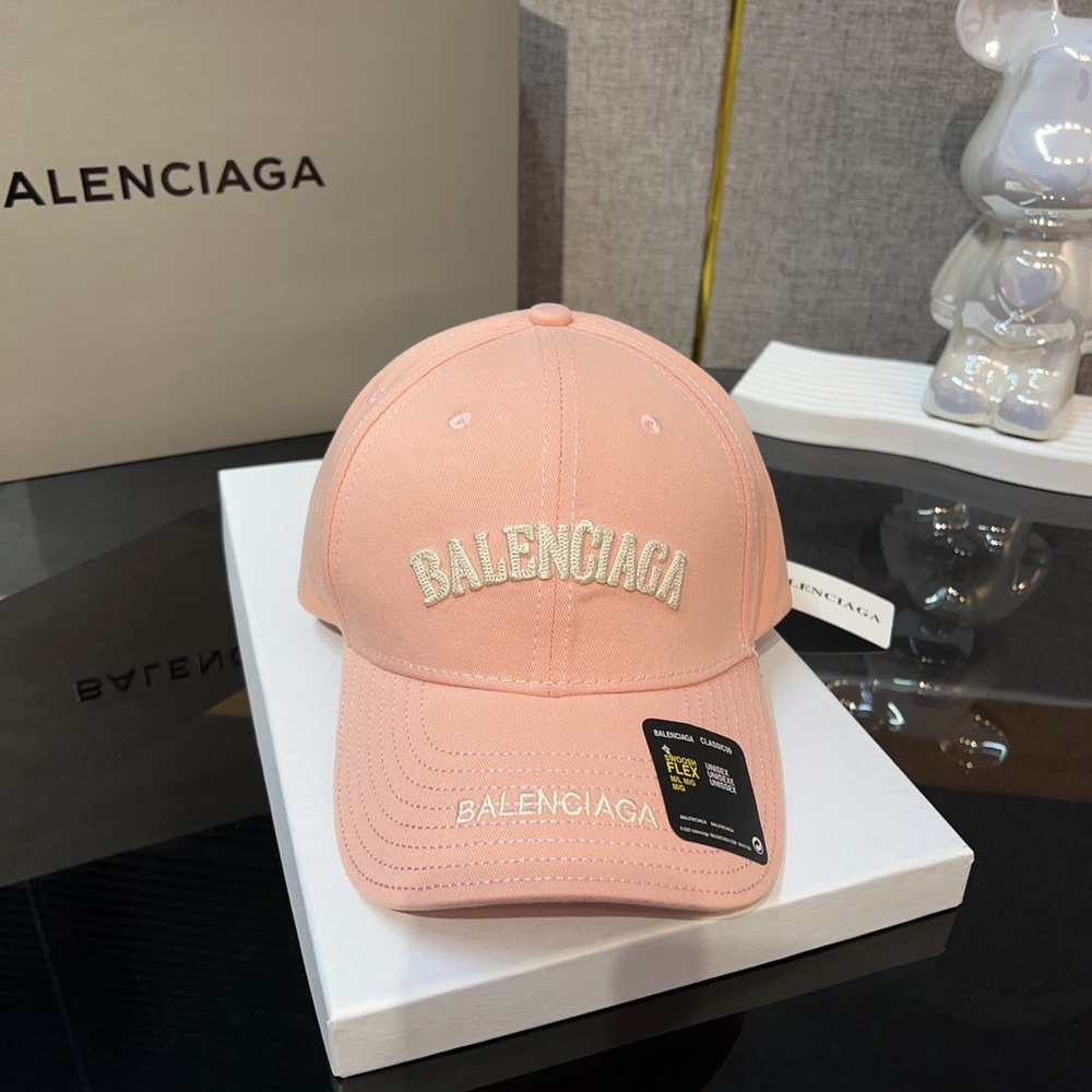 Бейсболка BALENCIAGA Одежда #1