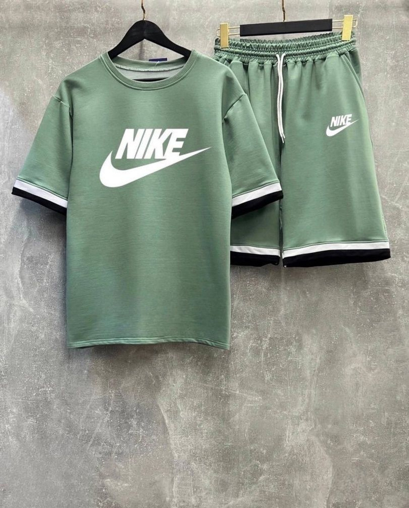 Костюм спортивный Nike #1