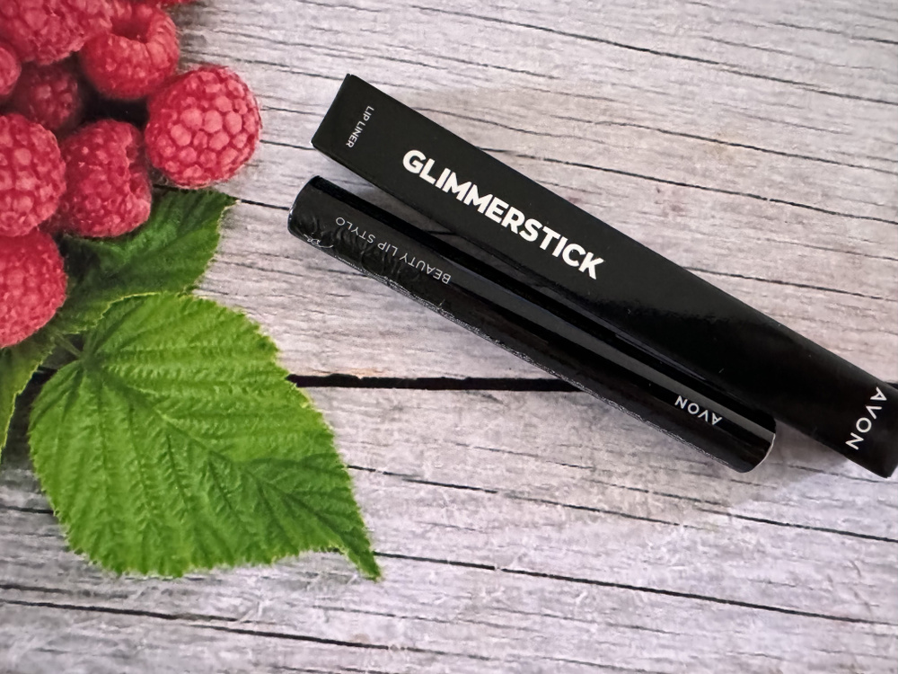 Avon glimmerstick ruby shock карандаш для губ+помада леди frisky red #1