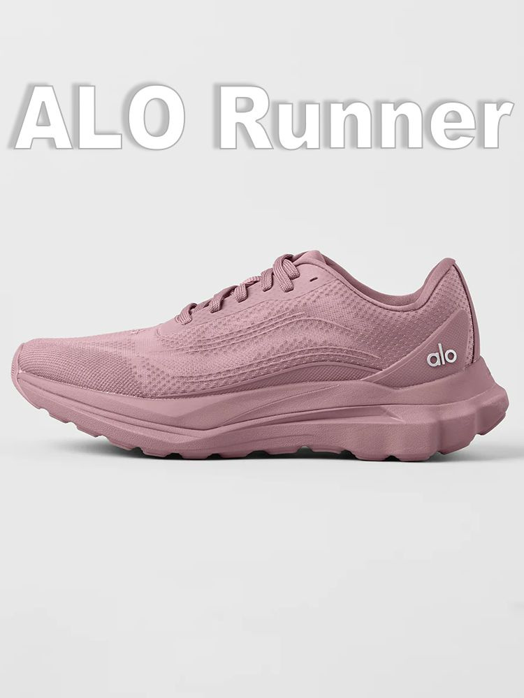 Кроссовки Alo Yoga Runner женские #1