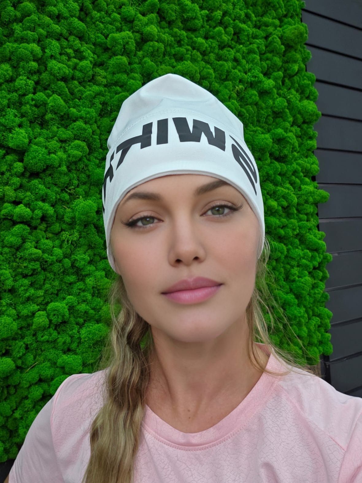 Шапка спортивная SWIKKI