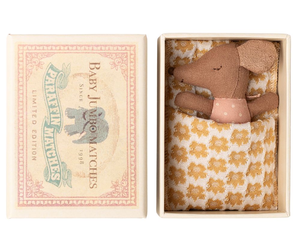 Мышка Maileg Sleepy wakey baby mouse in matchbox