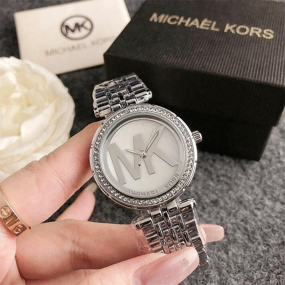 Michael Kors Часы наручные Кварцевые #1