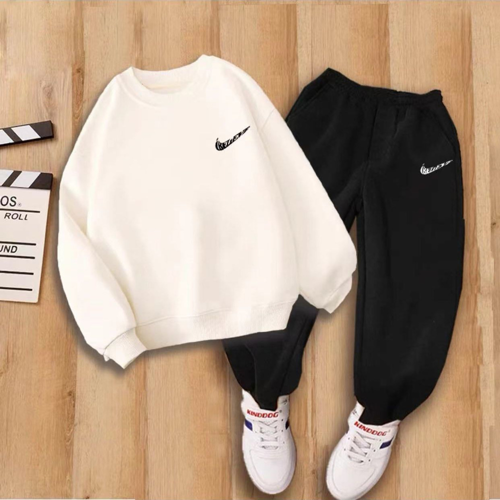 Костюм спортивный Nike #1