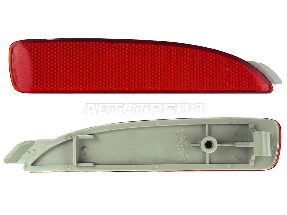 Отражатель Mazda 3 03-19 / 6 12-18 (у каждой модели своя сторона применимоости)