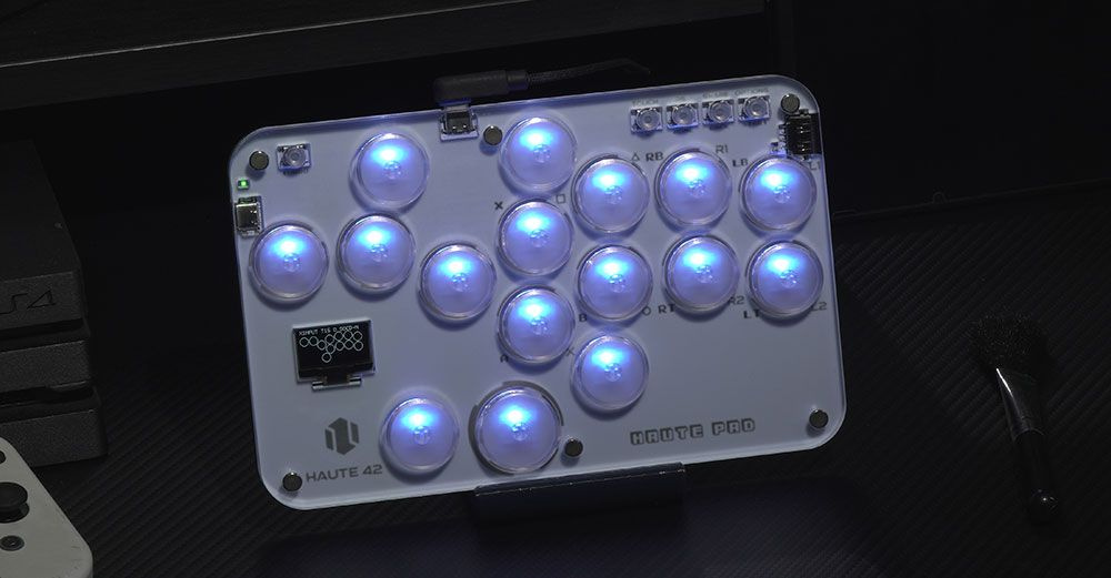 Игровой контроллер Haute42 Arcade Hitbox для ПК с регулируемой RGB ...