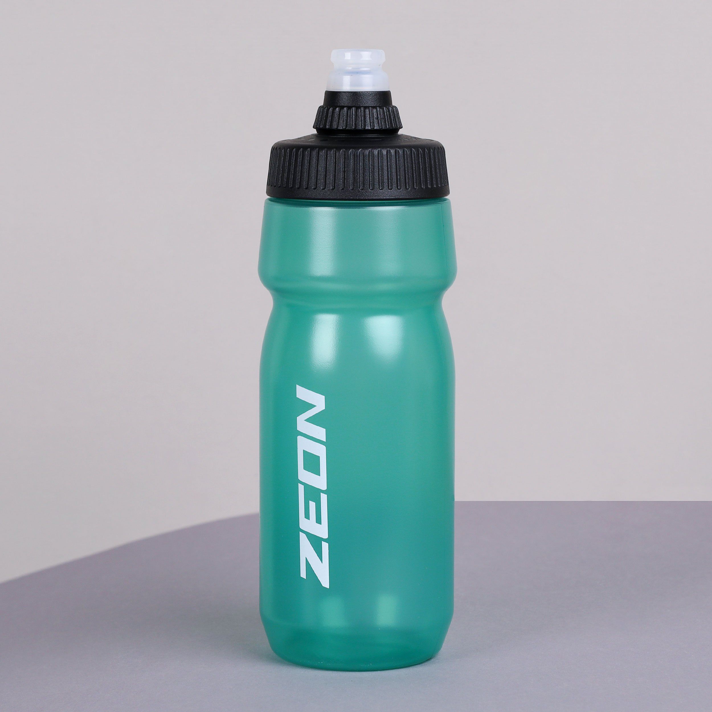 Бутылка для воды велосипедная ZEON WB230 гоночная 700 мл, клапан NEW кэмэлбак, бирюзовая Бутылка для воды велосипедная ZEON WB230 гоночная 700 мл, клапан NEW кэмэлбак, бирюзовая