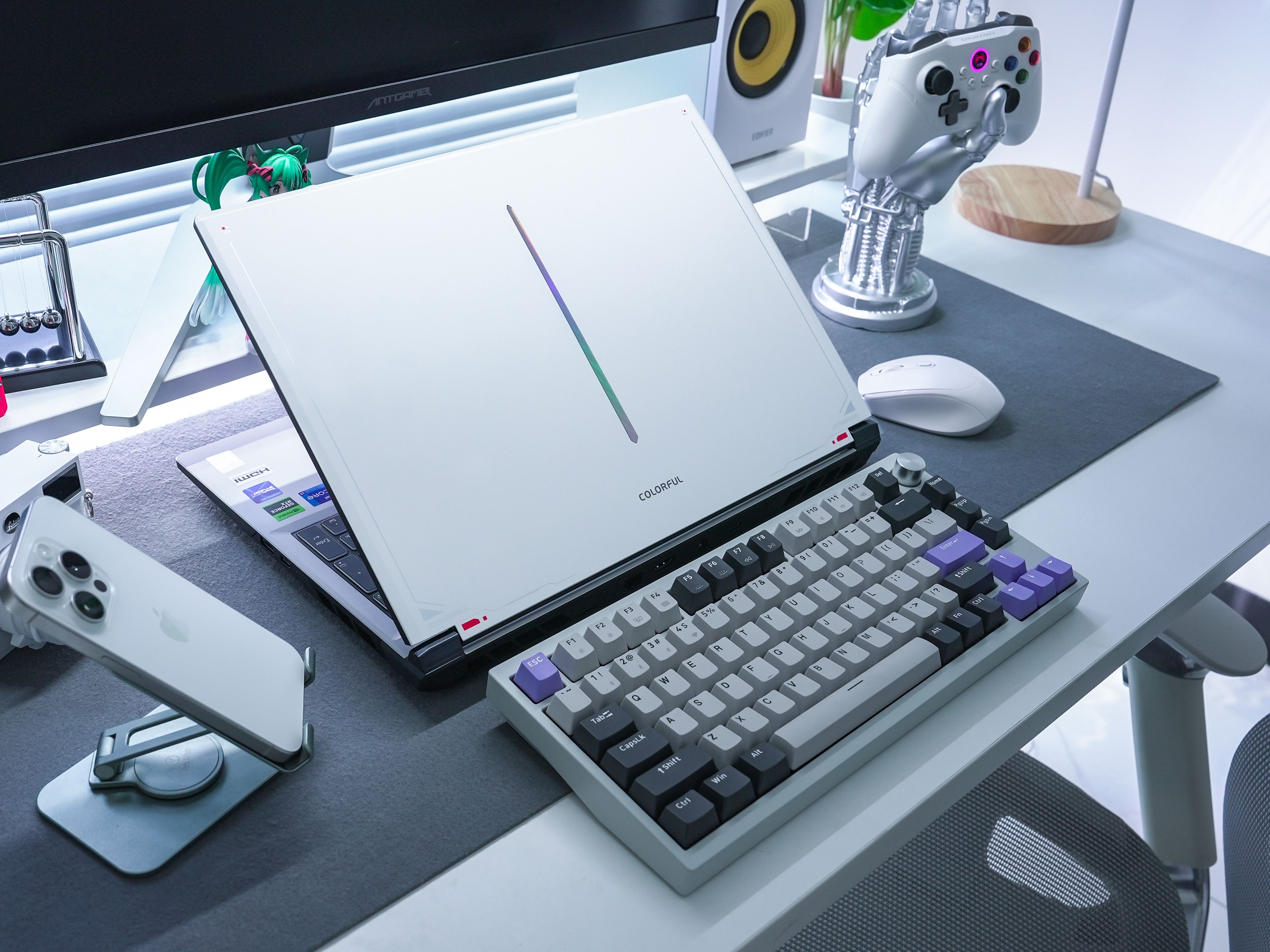 Colorfulтоп-2025,ColorfulP16proA1,16.3",IPS,QHD300Hz/i7-14650HX/RTX5070ti/32GDDR5/2TSSD/белыйИгровойноутбук16.3",IntelCorei7-14650HX,RAM32ГБ,SSD2000ГБ,NVIDIAGeForceRTX5070Tiдляноутбуков(12Гб),Безсистемы,белый,Английскаяраскладка