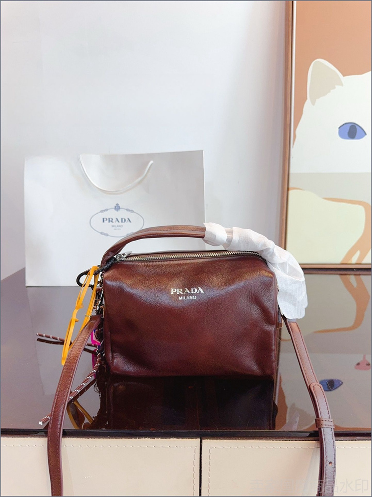 Prada Сумка мешок #1