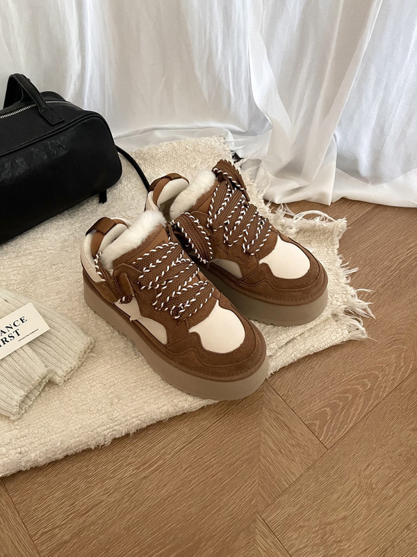 Кроссовки UGG #1