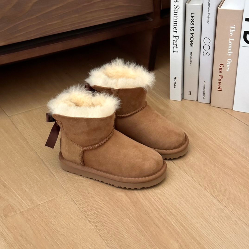 Ботинки UGG #1