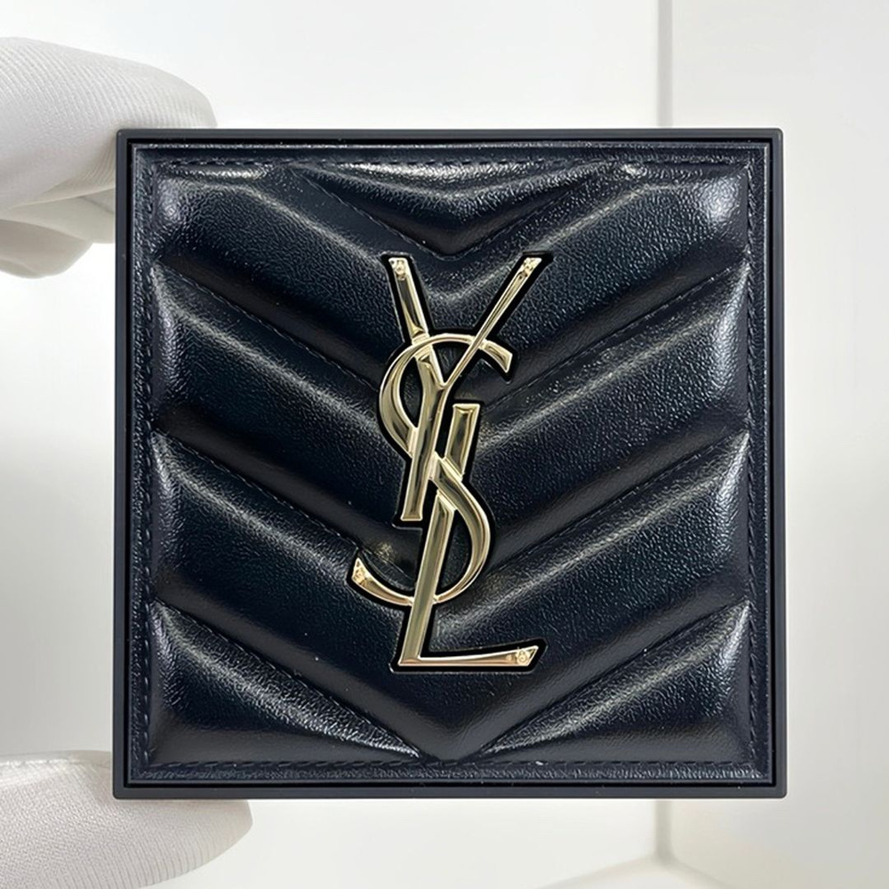 Yves Saint Laurent Черная кожа пудра для лица, 01#, 7.5g. #1