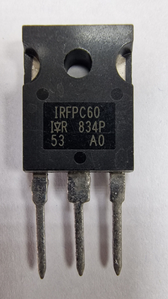 Транзистор IRFPC60 #1