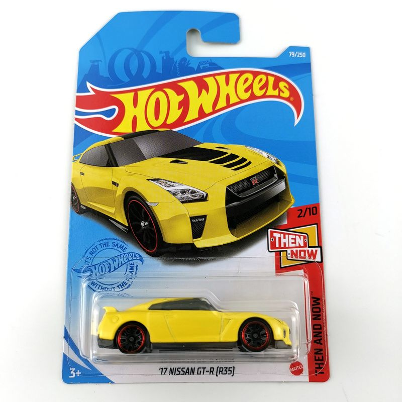 Машинка Mattel Hot Wheels 2021 C4982 17 Nissan Gt-R R35 Yellow #1