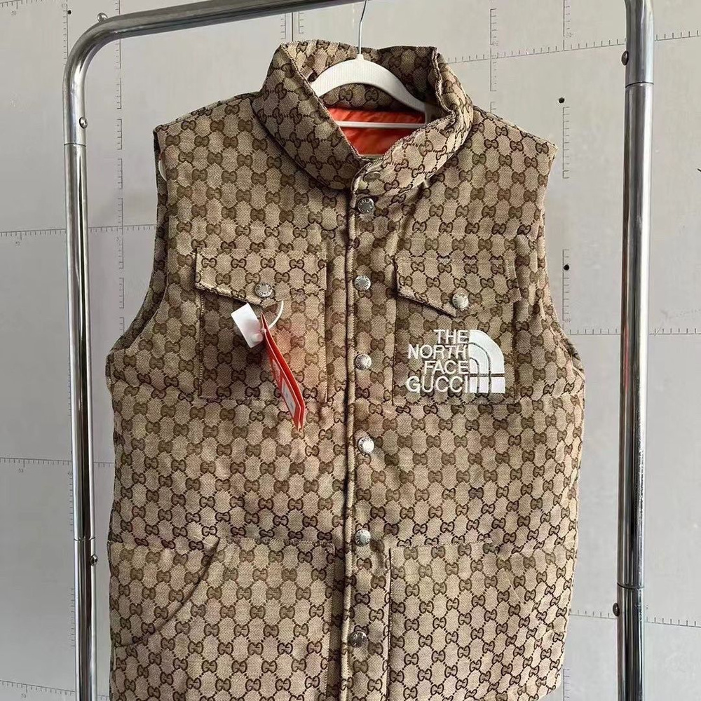 Жилет утепленный Gucci M 1996 Retro Nuptse Vest #1