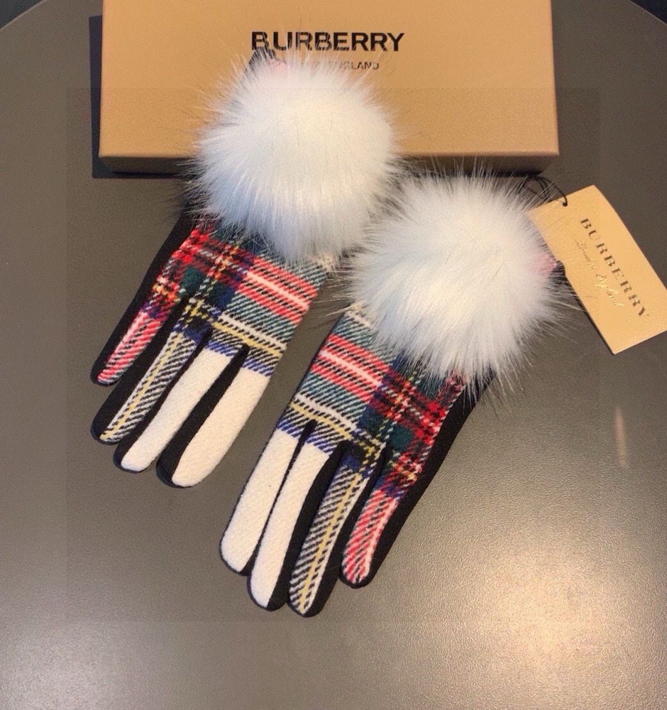 Перчатки Burberry #1