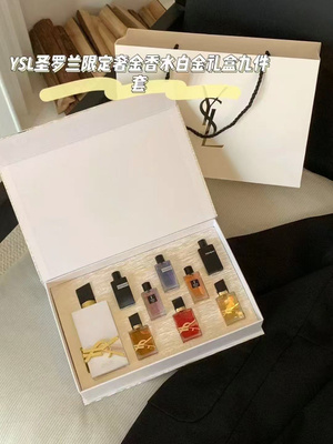 Yves Saint Laurent 4点セット Yves Saint Laurent набор миниатюр для женщин (4 х 7,5 мл.)
