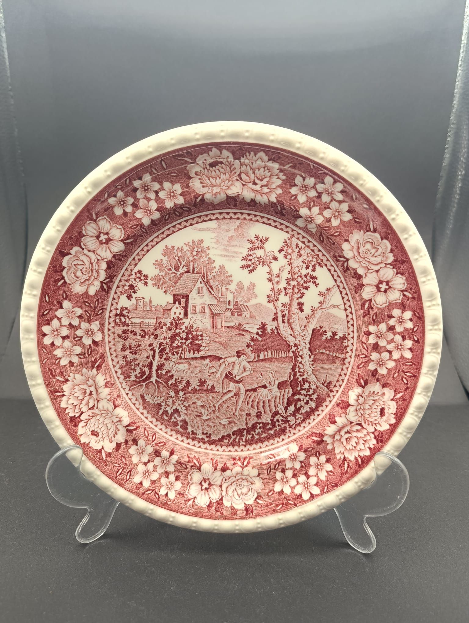 Тарелка винтажная 21см Коллекция Rusticana Villeroy&Boch, красная