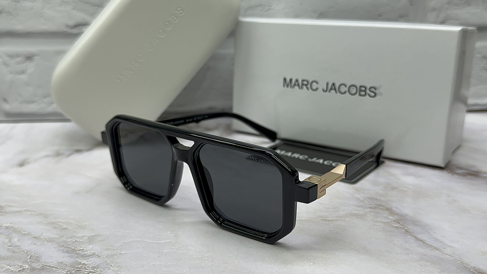 Солнцезащитные очки Marc Jacobs #1