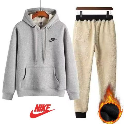 Костюм спортивный Nike #1