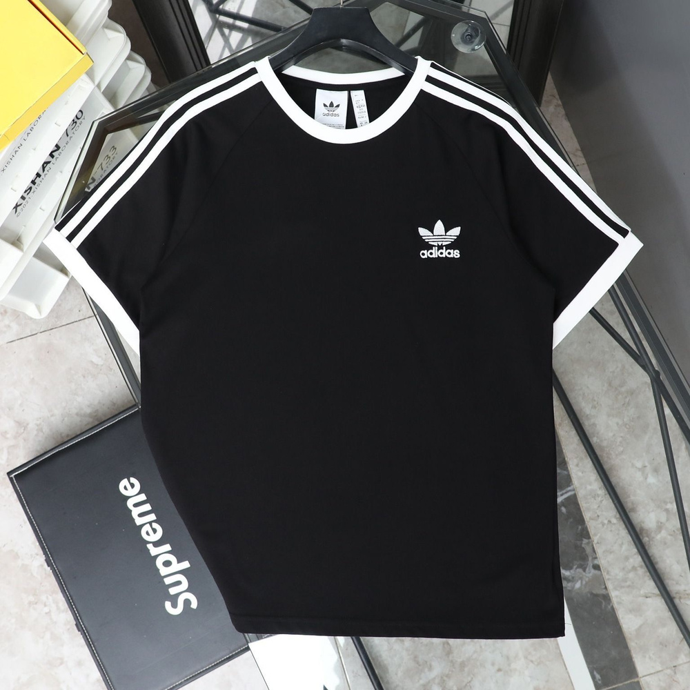 Футболка новая спортивная футболка adidas для активного отдыха с короткими рукавами и вышивкой в виде #1