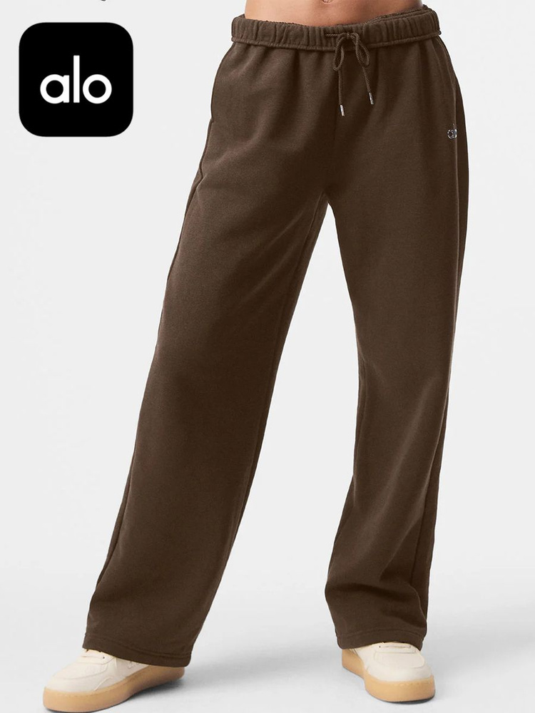 Брюки Alo Yoga Accolade Straight Leg Sweatpant #1