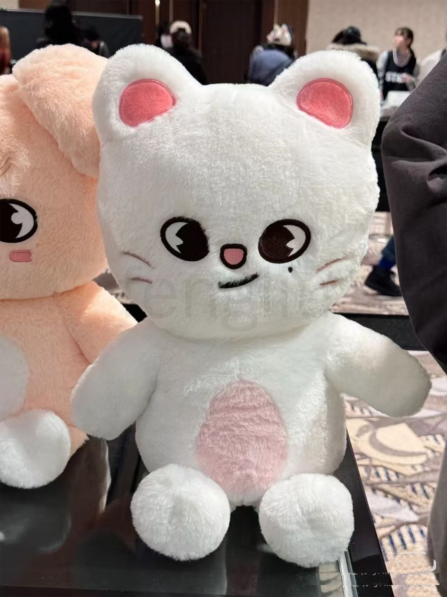 SKZOO50cmСидящаяКуклаStraykidsKARMA