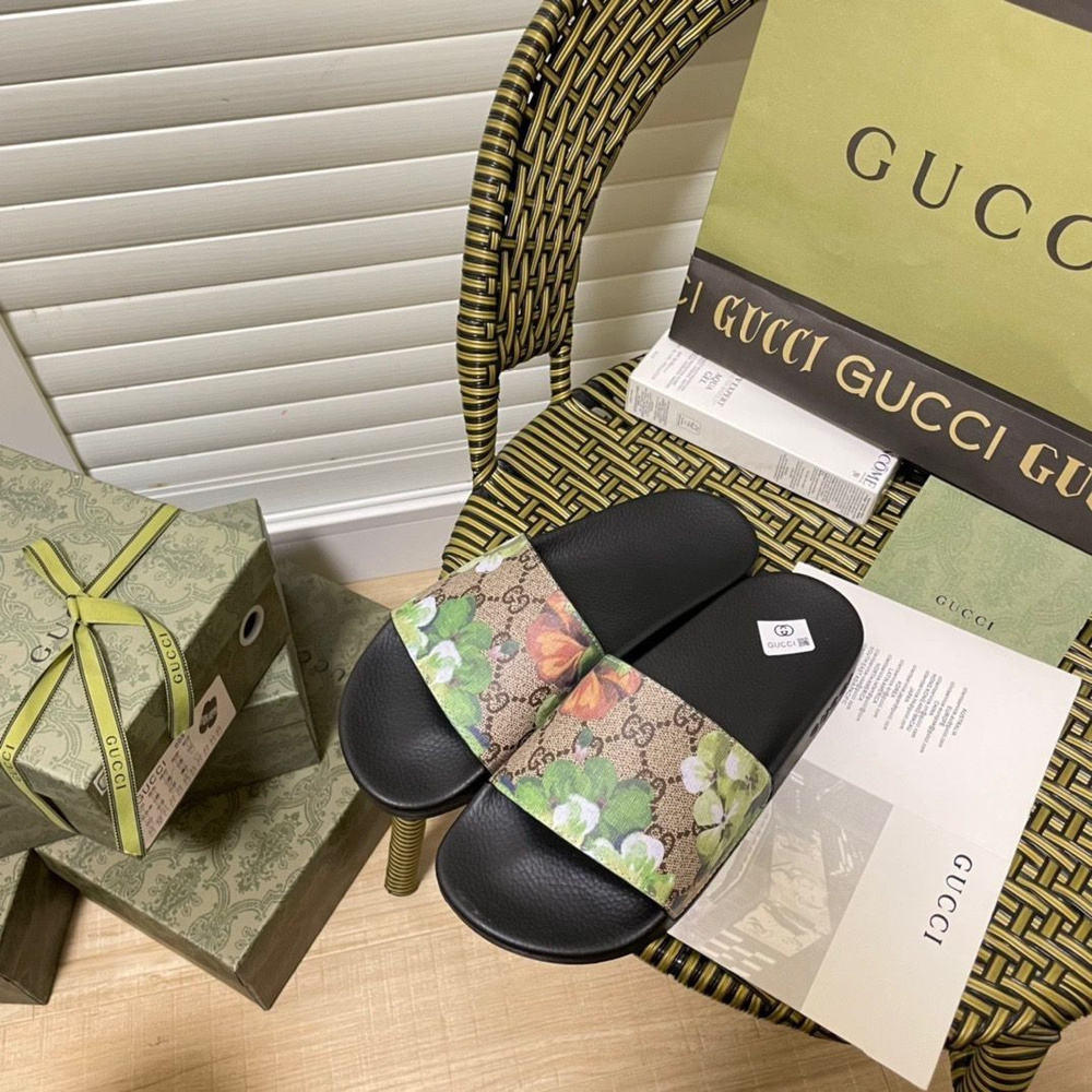 Тапочки Gucci #1