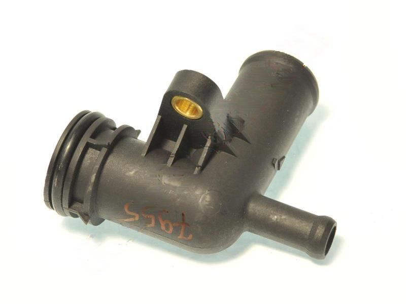 Патрубок помпы дв.Крайслер, пластик, MOPAR, 53010517AC - купить с ...