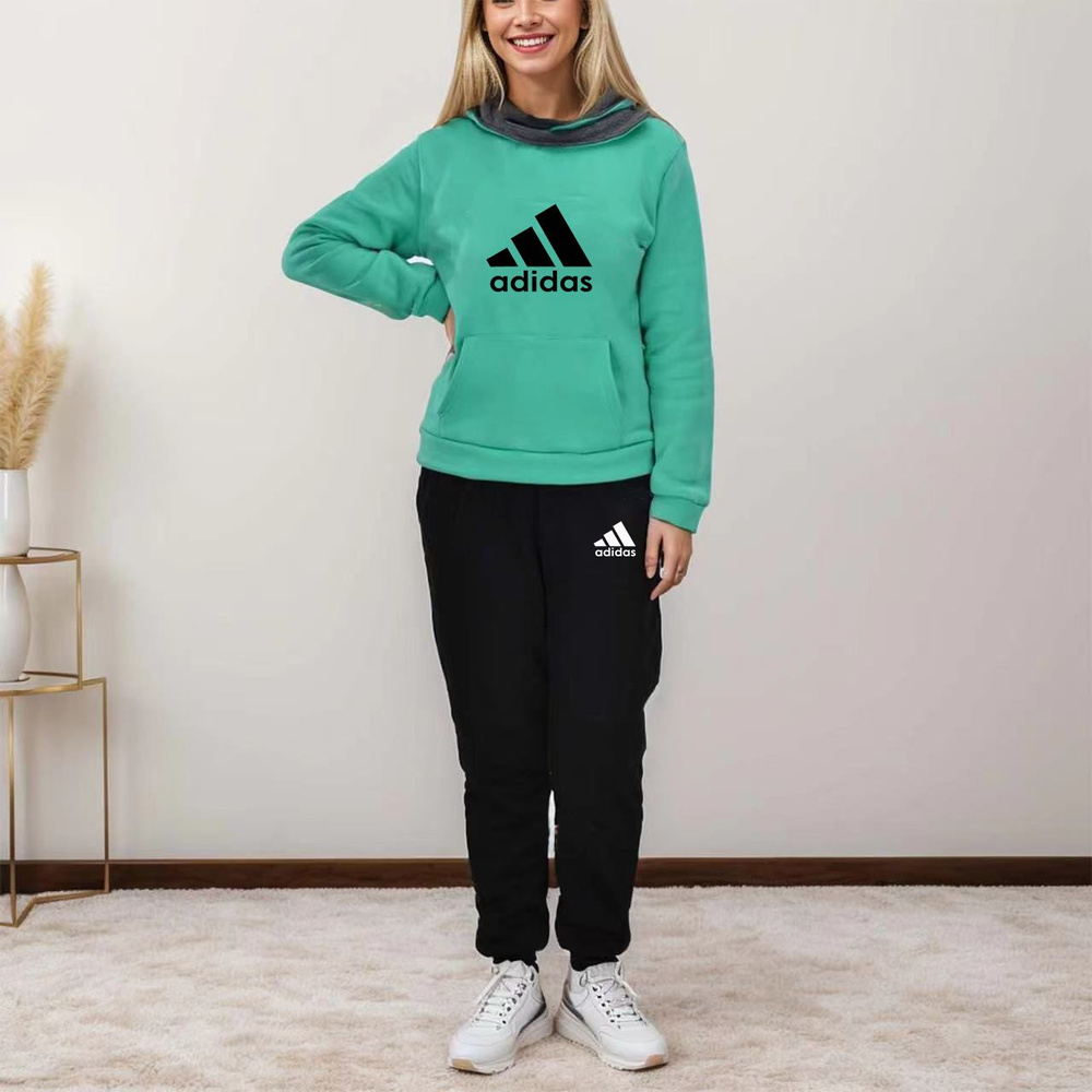 Костюм спортивный adidas #1