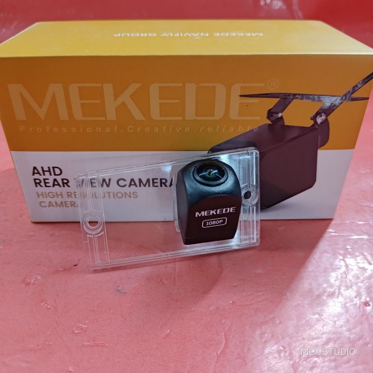 Камера заднего вида Mekede для Kia Cerato, Sorento, Sephia, Spectra #1