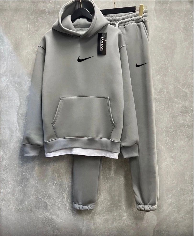 Костюм спортивный Nike #1