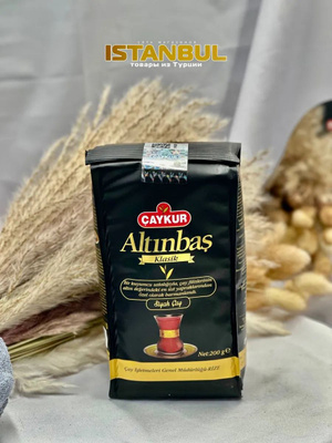 Yuk mashinasi haydovchisi katta yolda kattalar uchun porno suratga oladi. Porno yalagan qul